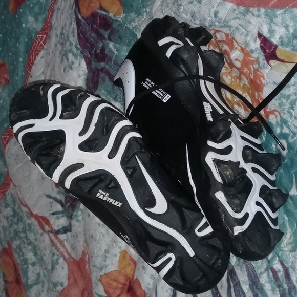 NWOT Nike HyperDiamond 4 softball cleats size 10 women's - Picture 4 of 7